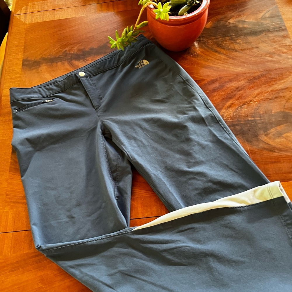 North Face athletic/ yoga pants